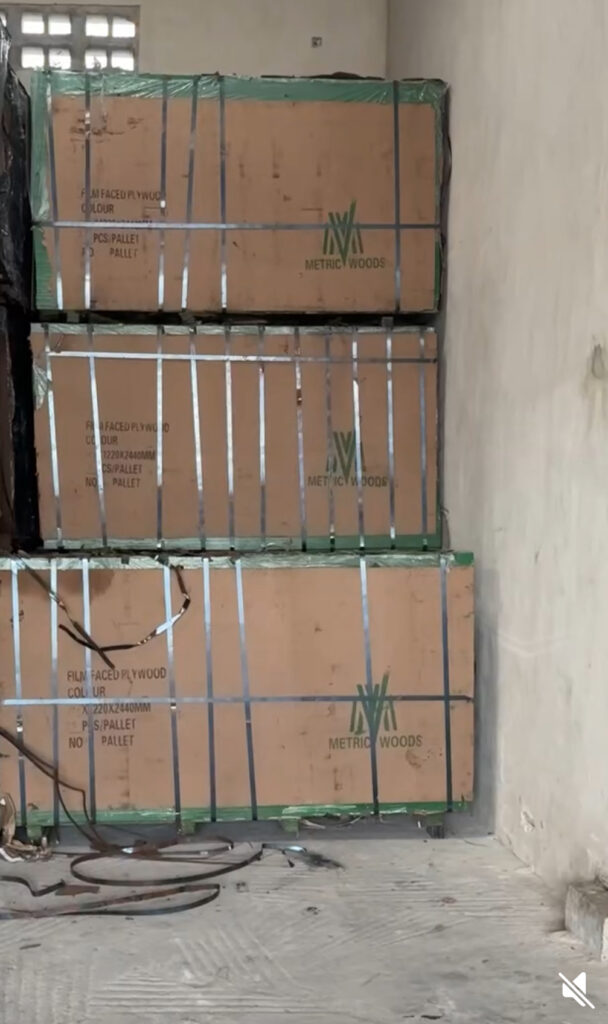 Metric Woods 19mm Marine Boards Green Film Ajah Lagos